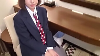 Estudiante Japonesa Se Pone Traviesa En Este Video Amateur