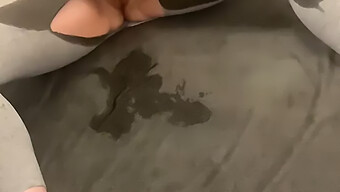 Amateur Bbw Gets Deep Throated And Pissed On By Her Lover