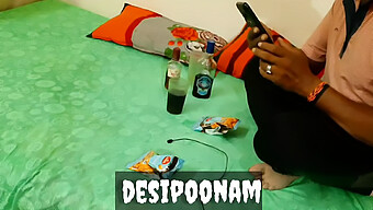 ก้นใหญ่ของ Desi Poonam อยู่ในฉากคาวเกิร์ล