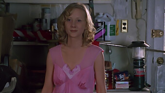 Tette E Lingerie Di Bellezza Americane: Anne Heche In Donnie Brasco