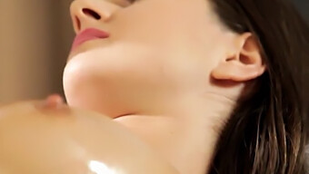 Steamy 60 Fps Oiled Massage Turns Into Passionate Sex