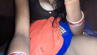 Hausgemachte Indische Ehefrau Tannya Beim Fingern Und Oralsex Mit Ehemann