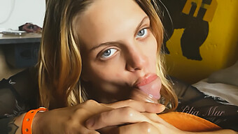 Deepthroat Und Pov Action Mit Einem Versauten Russischen Teenager